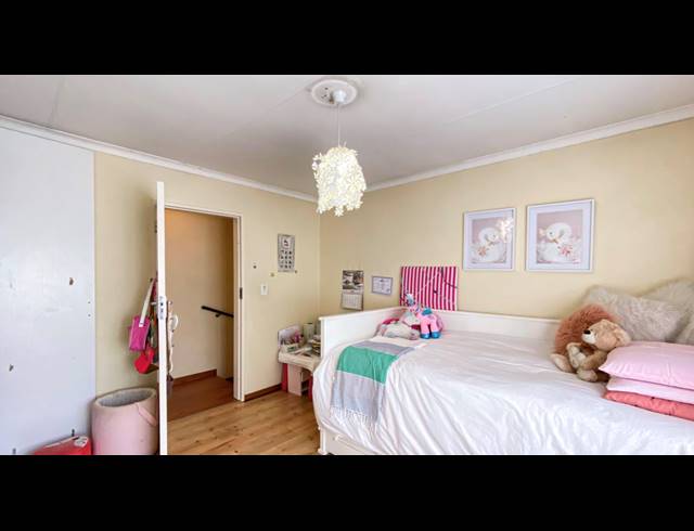 3 BEDROOM CLUSTER FOR SALE IN FERNDALE